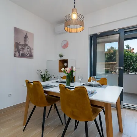 Antica No.3 Apartment
