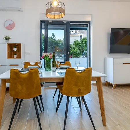 Antica No.3 Apartment Trogir